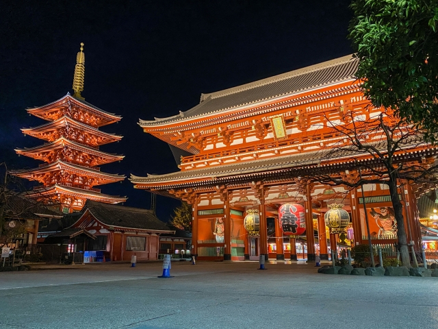 初詣はいつ行く?マナーや参拝の作法、人気の神社や由来・地域差まで徹底解説