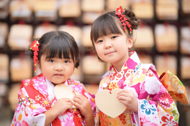 七五三とは？いつ祝う？由来や地域ごとの違いまでやさしく解説｜準備のポイントも紹介
