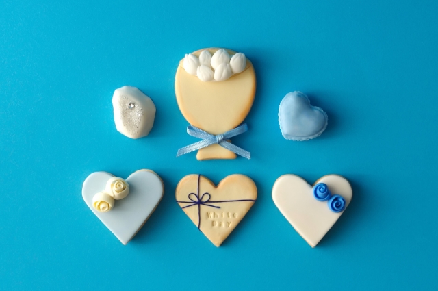 ホワイトデーのお返しは何が正解?日本だけの文化?由来と最近の流行まで徹底解説